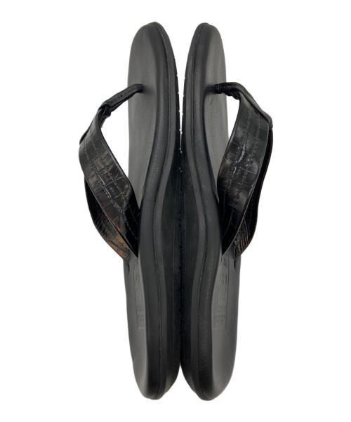 ISLAND SLIPPER（アイランドスリッパ）ISLAND SLIPPER (アイランドスリッパ) 型押しトングサンダル ブラック サイズ:10の古着・服飾アイテム