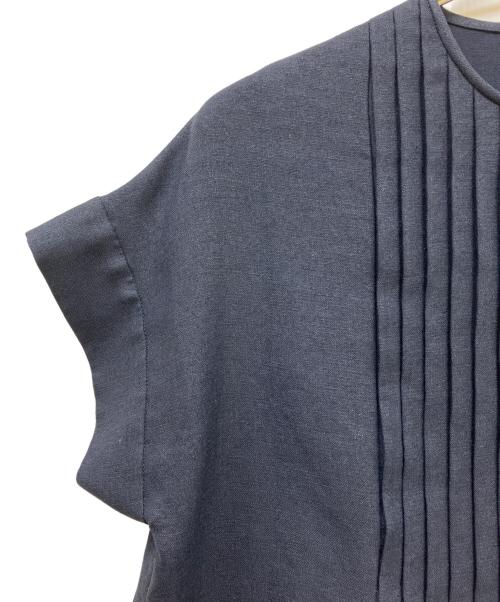 UNITED ARROWS（ユナイテッドアローズ）UNITED ARROWS (ユナイテッドアローズ) Spiree IAS タック ショートスリーブ ブラウス ネイビー サイズ:SIZE Freeの古着・服飾アイテム