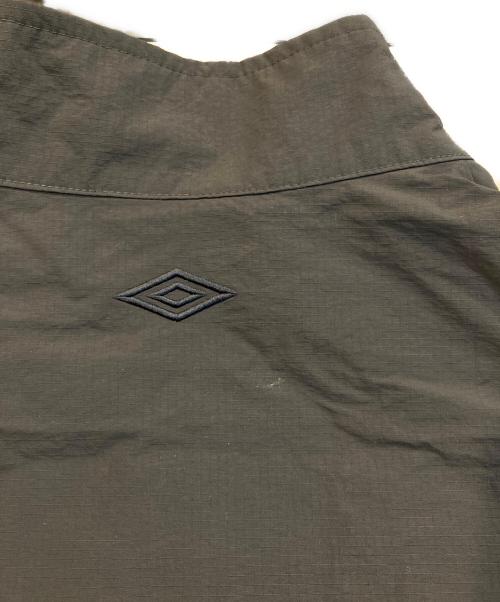 UMBRO（アンブロ）UMBRO (アンブロ) URBAN RESEARCH DOORS (アーバンリサーチドアーズ) RS TRACK JACKET グレー サイズ:Mの古着・服飾アイテム