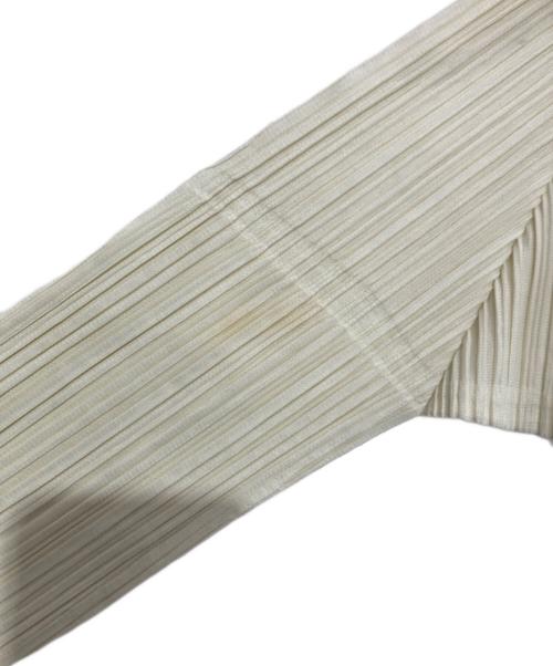ISSEY MIYAKE（イッセイミヤケ）ISSEY MIYAKE (イッセイミヤケ) プリーツハイネックカットソー　PP05-JK604 アイボリー サイズ:Lの古着・服飾アイテム