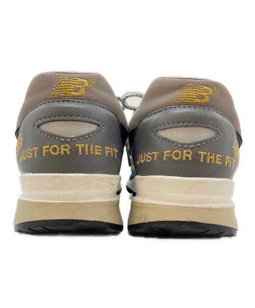NEW BALANCE（ニューバランス）NEW BALANCE (ニューバランス) ローカットスニーカー グレー サイズ:23.5cmの古着・服飾アイテム