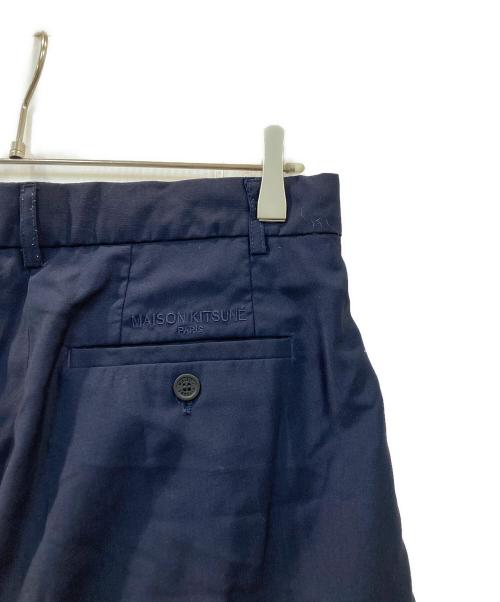 maison kitsune（メゾンキツネ）maison kitsune (メゾンキツネ) スラックス ネイビー サイズ:42の古着・服飾アイテム