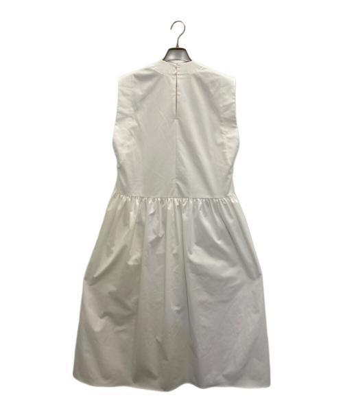 qualite（カリテ）qualite (カリテ) タスランチノワンピース ホワイト サイズ:SIZE 36 未使用品の古着・服飾アイテム
