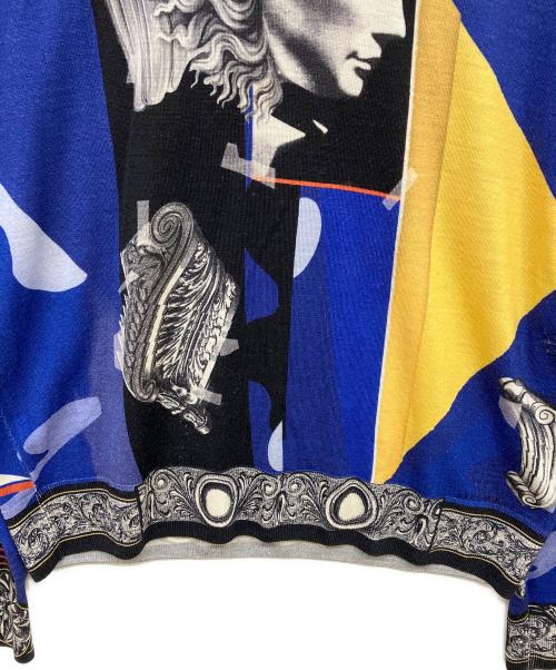 VERSACE（ヴェルサーチェ）VERSACE (ヴェルサーチェ) 総柄ニット ブルー サイズ:46の古着・服飾アイテム