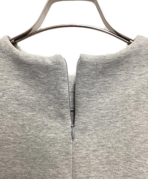 forme（フォルメ）forme (フォルメ) オーバーサイズダンボールスウェット グレー サイズ:FREEの古着・服飾アイテム