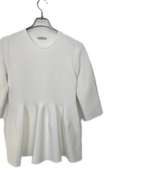 LE PHIL（ル フィル）LE PHIL (ル フィル) スポンディッシュペプラムニット ホワイト サイズ:Fの古着・服飾アイテム