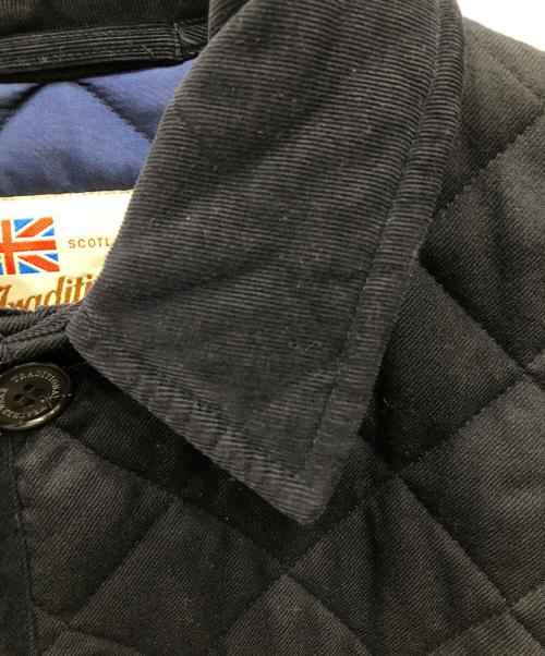Traditional Weatherwear（トラディショナルウェザーウェア）Traditional Weatherwear (トラディショナルウェザーウェア) キルティングジャケット ネイビー サイズ:38の古着・服飾アイテム