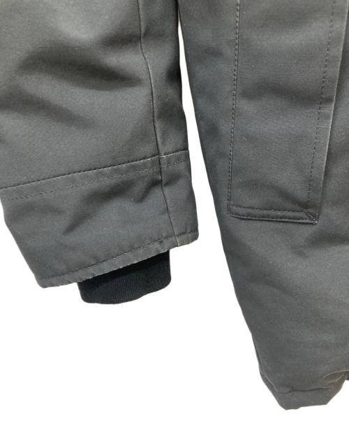 CANADA GOOSE（カナダグース）CANADA GOOSE (カナダグース) コヨーテファー JASPER /ジャスパー パーカ/ダウンジャケット ブラック サイズ:Mの古着・服飾アイテム