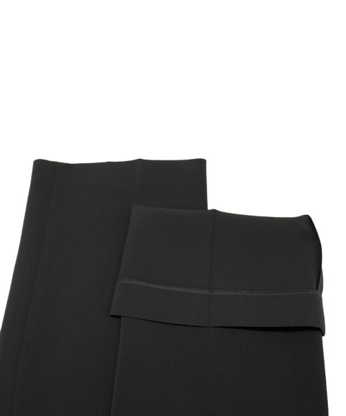 FOXEY NEWYORK（フォクシーニューヨーク）FOXEY NEWYORK (フォクシーニューヨーク) センタープレスパンツ ブラック サイズ:42の古着・服飾アイテム