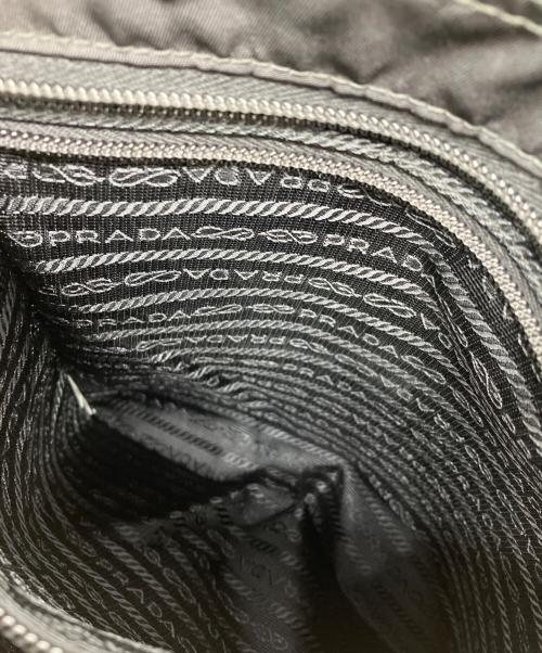 PRADA（プラダ）PRADA (プラダ) ナイロンショルダーバッグ ブラックの古着・服飾アイテム