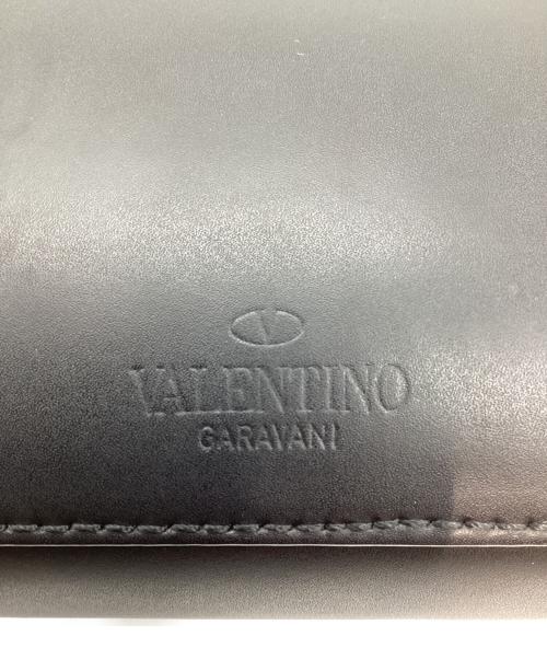 VALENTINO GARAVANI（ヴァレンティノ・ガラヴァーニ）VALENTINO GARAVANI (ヴァレンティノ・ガラヴァーニ) ロゴショルダーバッグ ブラックの古着・服飾アイテム