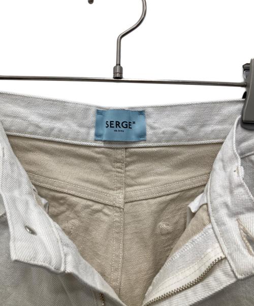 SERGE de bleu（サージ デ ブルー）SERGE de bleu (サージ デ ブルー) KHUFU3 ワイドデニムパンツ アイボリー サイズ:25の古着・服飾アイテム