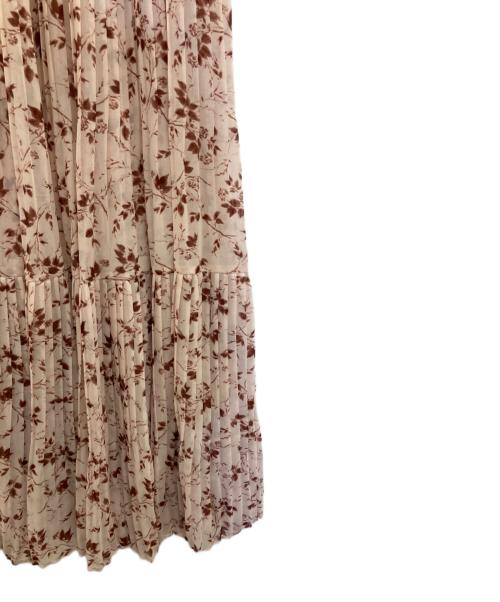 Snidel（スナイデル）Snidel (スナイデル) Sustainableフリルプリーツワンピース ピンクの古着・服飾アイテム