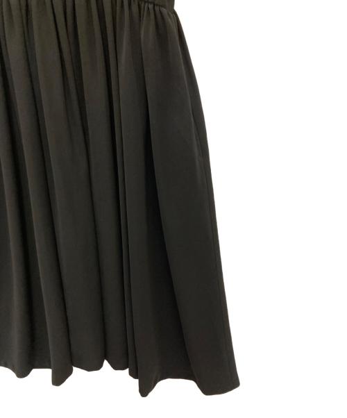 foufou（フーフー）foufou (フーフー) Vネックギャザーワンピース ブラックの古着・服飾アイテム