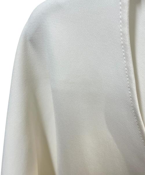 MUSE de Deuxieme Classe（ミューズ ドゥーズィエム クラス）MUSE de Deuxieme Classe (ミューズ ドゥーズィエム クラス) トリアセジョーゼット Vネック プルオーバー ホワイト サイズ:freeの古着・服飾アイテム