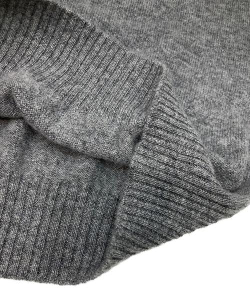 FEDELI（フェデーリ）FEDELI (フェデーリ) カシミヤクルーネックニット グレー サイズ:44の古着・服飾アイテム