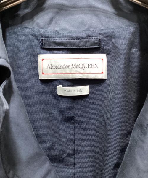 ALEXANDER McQUEEN（アレキサンダーマックイーン）ALEXANDER McQUEEN (アレキサンダーマックイーン) トレンチコート ネイビー サイズ:48の古着・服飾アイテム