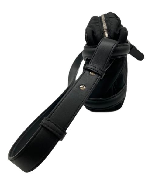 ALEXANDER McQUEEN（アレキサンダーマックイーン）ALEXANDER McQUEEN (アレキサンダーマックイーン) ハーネス カメラバッグ ブラックの古着・服飾アイテム