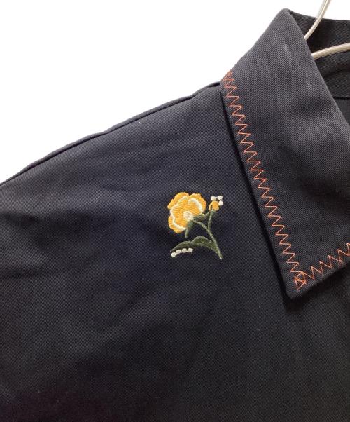Ameri（アメリ）AMERI (アメリ) SMALL FLOWER OVER SHIRT ブラック サイズ:FREEの古着・服飾アイテム