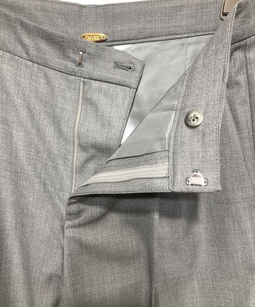 MUSE（ミューズ）MUSE (ミューズ) WOOL SERGE SAGGER パンツ グレー サイズ:36の古着・服飾アイテム