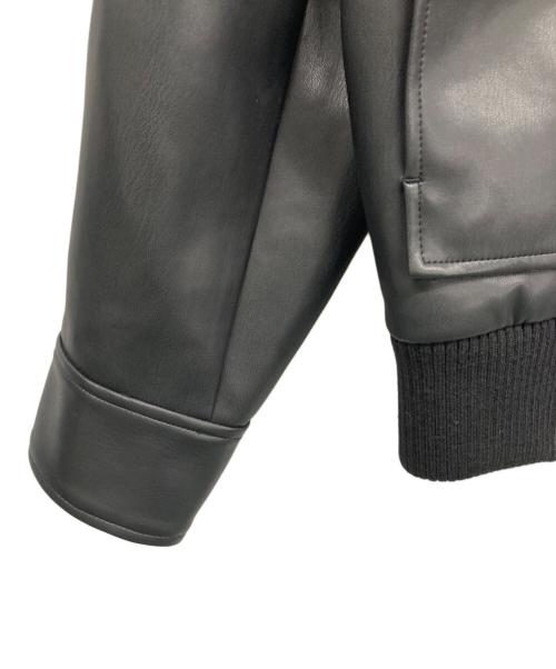 A.P.C.（アーペーセー）A.P.C. (アーペーセー) Avis ブルゾン ブラック サイズ:XS 未使用品の古着・服飾アイテム