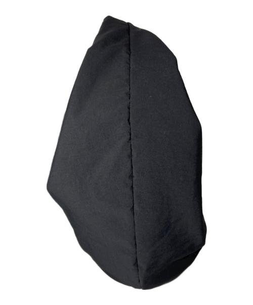 北欧暮らしの道具店（ホクオウクラシノドウグテン）北欧暮らしの道具店 (ホクオウクラシノドウグテン) ムーン型クロスボディバッグ ブラック サイズ:サイズ詳細参照の古着・服飾アイテム