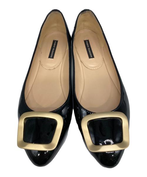 FABIO RUSCONI（ファビオルスコーニ）FABIO RUSCONI (ファビオルスコーニ) ゴールドバックルエナメルパンプス ブラック サイズ:36の古着・服飾アイテム