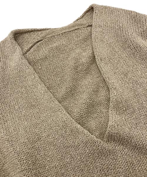 MUSE de Deuxieme Classe（ミューズ ドゥーズィエム クラス）MUSE de Deuxieme Classe (ミューズ ドゥーズィエム クラス) Lily Linen Vネック プルオーバー ベージュ サイズ:Free 未使用品の古着・服飾アイテム