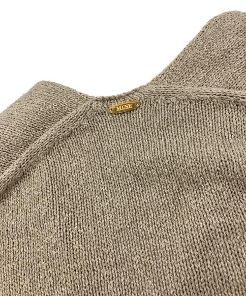 MUSE de Deuxieme Classe（ミューズ ドゥーズィエム クラス）MUSE de Deuxieme Classe (ミューズ ドゥーズィエム クラス) Lily Linen Vネック プルオーバー ベージュ サイズ:Free 未使用品の古着・服飾アイテム