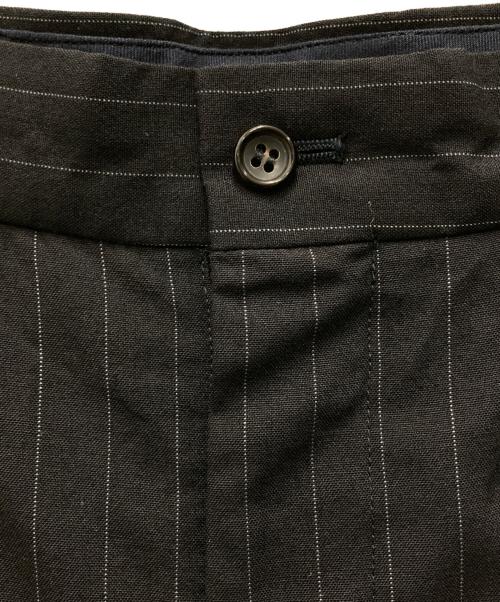 COMME des GARCONS（コムデギャルソン）COMME des GARCONS (コムデギャルソン) ピストライプタックパンツ ネイビー サイズ:Mの古着・服飾アイテム