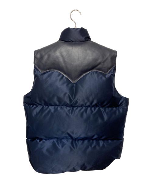 RockyMountainFeatherBed（ロッキーマウンテンフェザーベッド）RockyMountainFeatherBed (ロッキーマウンテンフェザーベッド) PORTER (ポーター) BEAMS (ビームス) ヨークレザーダウンベスト ネイビー サイズ:40の古着・服飾アイテム