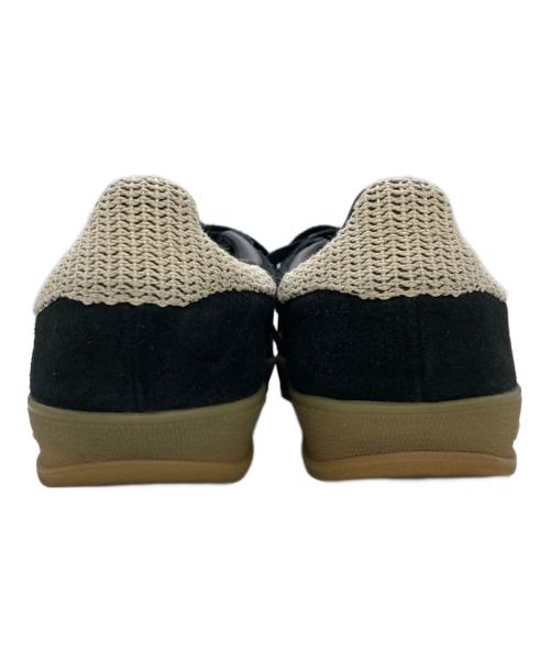 adidas（アディダス）adidas (アディダス) スニーカー ブラック サイズ:22.5の古着・服飾アイテム