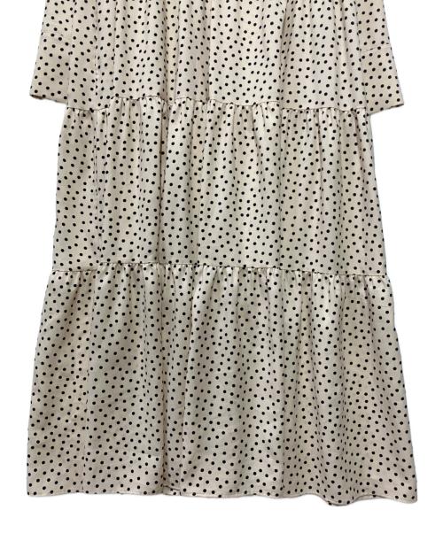 BALLSEY（ボールジィ）BALLSEY (ボールジィ) ドットプリント ティアードワンピース ベージュ サイズ:36の古着・服飾アイテム