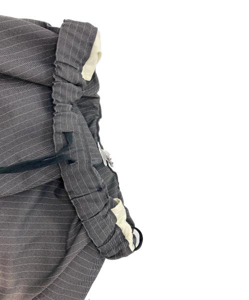 COMME des GARCONS（コムデギャルソン）COMME des GARCONS (コムデギャルソン コムデギャルソン) スカート グレー サイズ:Sの古着・服飾アイテム