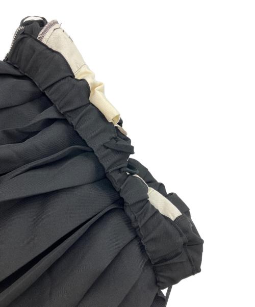 BLACK COMME des GARCONS（ブラックコムデギャルソン）BLACK COMME des GARCONS (ブラックコムデギャルソン) サイドファスナープリーツスカート ブラック サイズ:XS 未使用品の古着・服飾アイテム