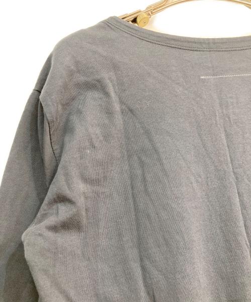 MM6 Maison Margiela（エムエムシックスメゾンマルジェラ）MM6 Maison Margiela (エムエムシックスメゾンマルジェラ) グラフィックTシャツ ネイビー サイズ:XSの古着・服飾アイテム