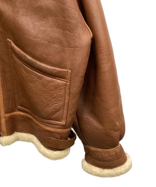 AVIREX（アヴィレックス）AVIREX (アヴィレックス) B-3 ムートンジャケット ブラウン サイズ:Mの古着・服飾アイテム