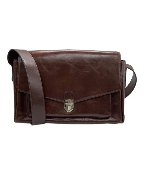 TOUT Y EST（トゥティエ）TOUT Y EST (トゥティエ) SAC VOLKET ショルダーバッグ ブラウンの古着・服飾アイテム