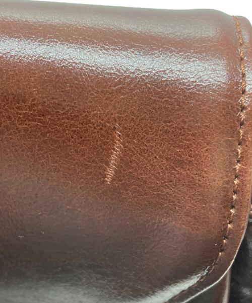 TOUT Y EST（トゥティエ）TOUT Y EST (トゥティエ) SAC VOLKET ショルダーバッグ ブラウンの古着・服飾アイテム