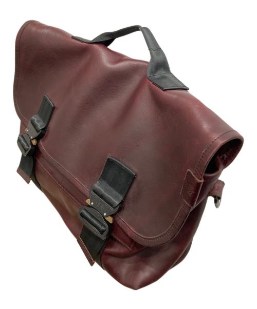 DEFY（ディファイ）DEFY (ディファイ) メッセンジャーバッグ ワインレッドの古着・服飾アイテム