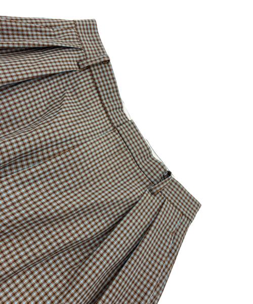 6(ROKU) BEAUTY&YOUTH（ロク ビューティーアンドユース）6(ROKU) BEAUTY&YOUTH (ロク ビューティーアンドユース) チェック タックパンツ グレー サイズ:36の古着・服飾アイテム