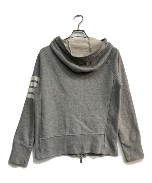 Thom Browne（トムブラウン）Thom Browne (トムブラウン) ジップパーカー　MJT022H00535068 グレー サイズ:Sの古着・服飾アイテム