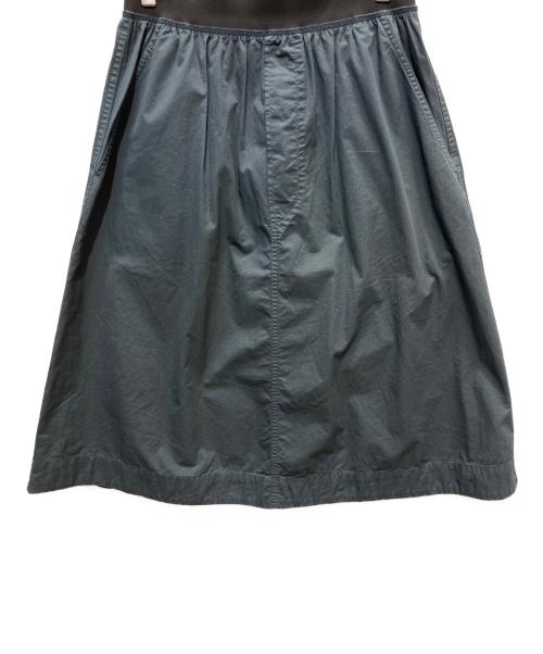 MHL（エムエイチエル）MHL (エムエイチエル) SUPERFINE COTTON TWILL SKIRT グレー サイズ:3の古着・服飾アイテム