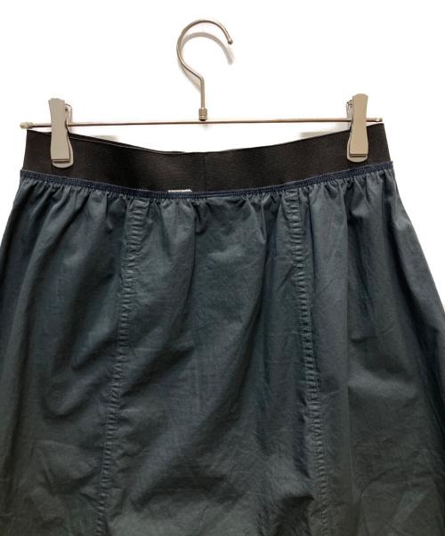 MHL（エムエイチエル）MHL (エムエイチエル) SUPERFINE COTTON TWILL SKIRT グレー サイズ:3の古着・服飾アイテム