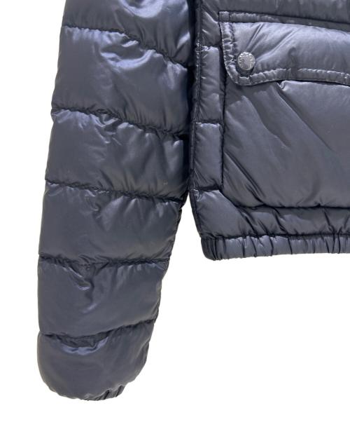 MONCLER（モンクレール）MONCLER (モンクレール) ダウンジャケットC10934537999 ネイビーの古着・服飾アイテム