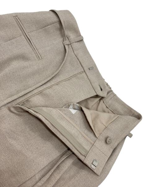 crewre（クルー）crewre (クルー) ピンタック スラブ ストレート パンツ ベージュ サイズ:2の古着・服飾アイテム