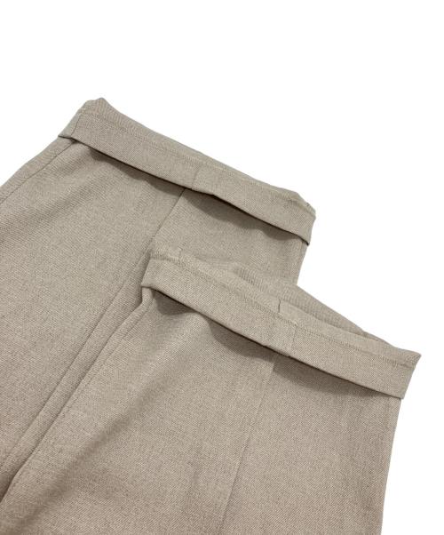 crewre（クルー）crewre (クルー) ピンタック スラブ ストレート パンツ ベージュ サイズ:2の古着・服飾アイテム
