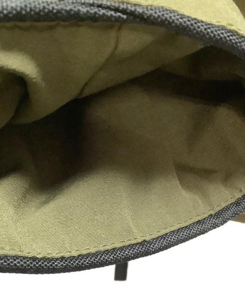 CANADA GOOSE（カナダグース）CANADA GOOSE (カナダグース) KAMLOOPS オリーブ サイズ:Sの古着・服飾アイテム