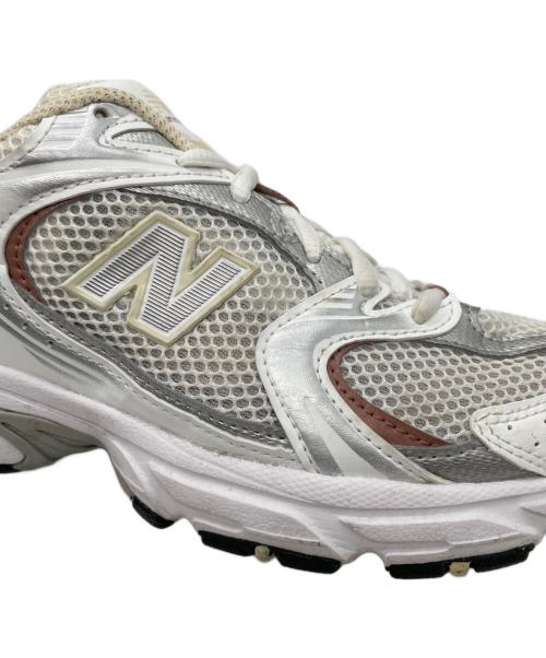 NEW BALANCE（ニューバランス）NEW BALANCE (ニューバランス) NEW BALANCE　スニーカー シルバー×ブラウン サイズ:24cmの古着・服飾アイテム