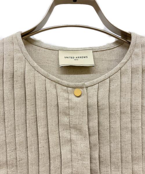UNITED ARROWS（ユナイテッドアローズ）UNITED ARROWS (ユナイテッドアローズ) Spiree IAS タックショートスリーブ ブラウス ベージュ サイズ:SIZE Freeの古着・服飾アイテム